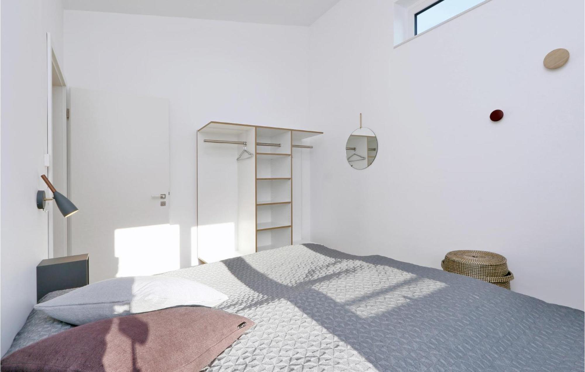 Cozy Home In Lembruch-Duemmer See With Sauna Bagian luar foto